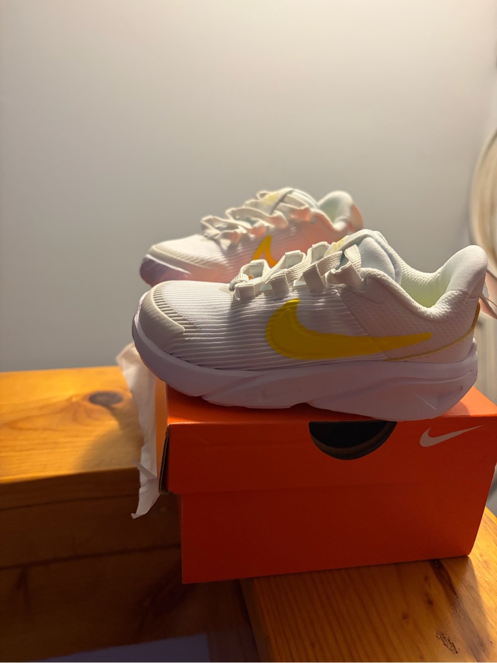 Nike Kids White Sneakers with Yellow Swoosh - Picture 4 of 5